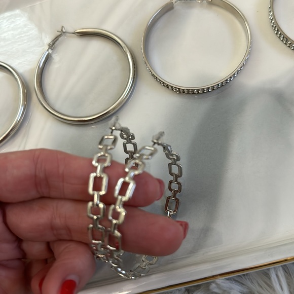 NEW nOir Jewelry Earrings 3 Set Silver Tone Fashion Hoops - Picture 8 of 17